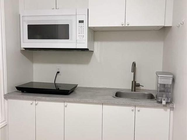 Townhouse for rent in Oakville, Ontario