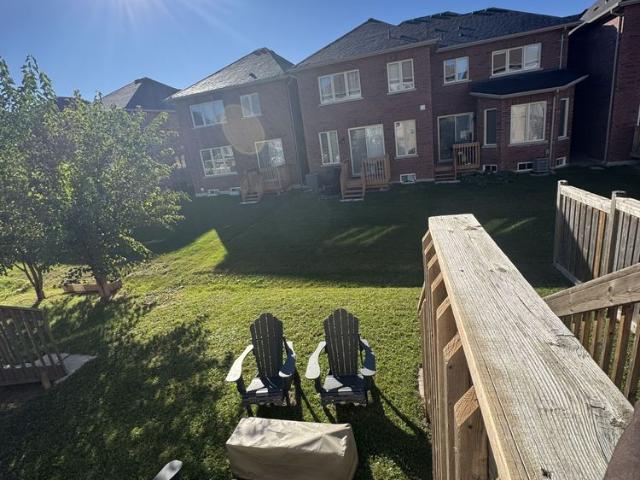 Townhouse for rent in Golden Horseshoe, Ontario