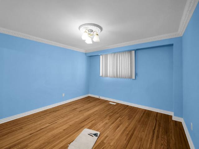 Apartment for rent in Durham, Ontario
