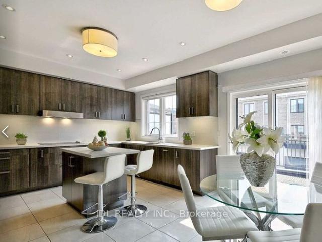 Townhouse for rent in Unionville, Markham