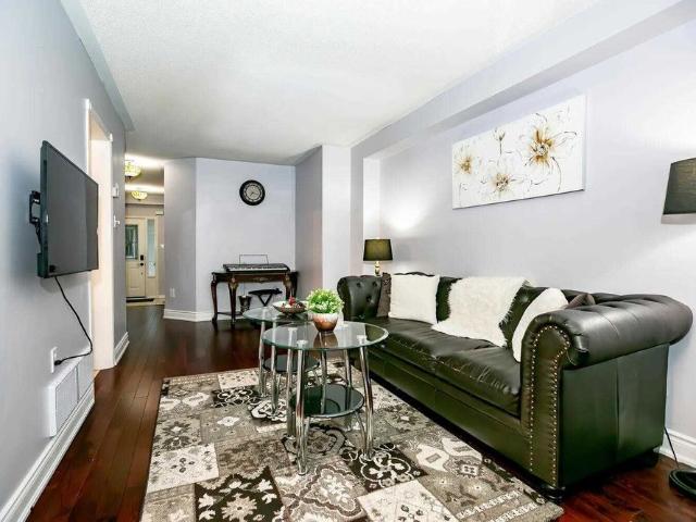 Townhouse for rent in Georgina, Ontario
