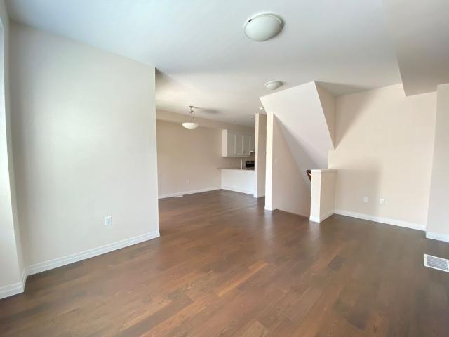 Townhouse for rent in Ancaster, Ontario