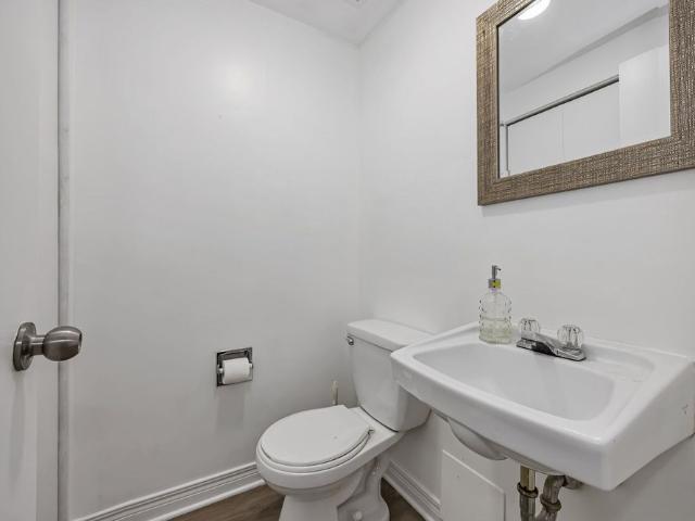 Apartment for rent in Mulhurst Bay, Ontario