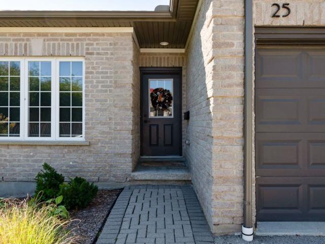 Apartment for rent in Arva, Ontario