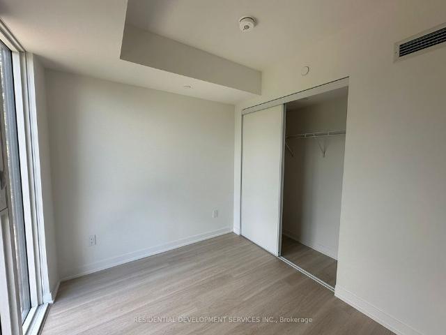 Apartment for rent in York Centre, Toronto
