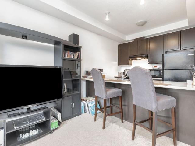 Townhouse for rent in Burlington, Ontario