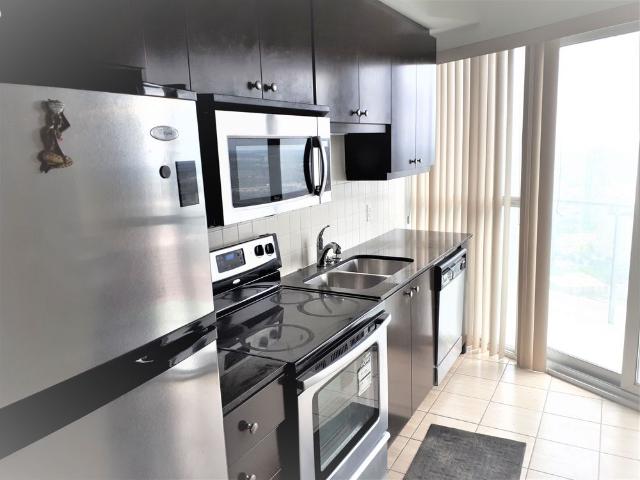 Apartment for rent in City Centre, Mississauga