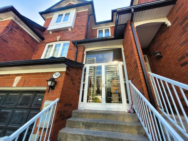 Townhouse for rent in Richmond Hill, Golden Horseshoe