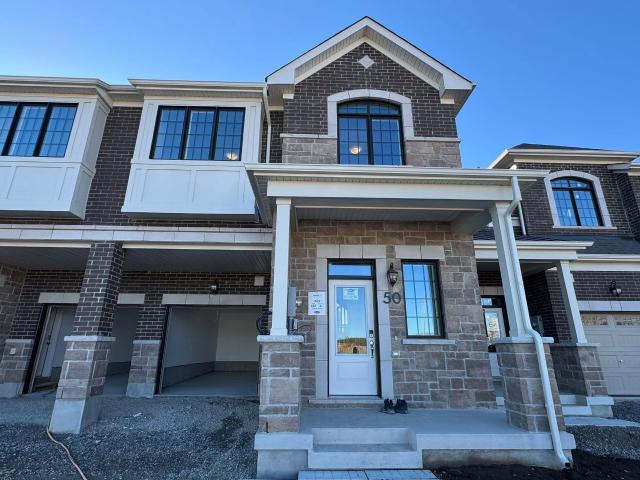 Townhouse for rent in Barrie, Central Ontario