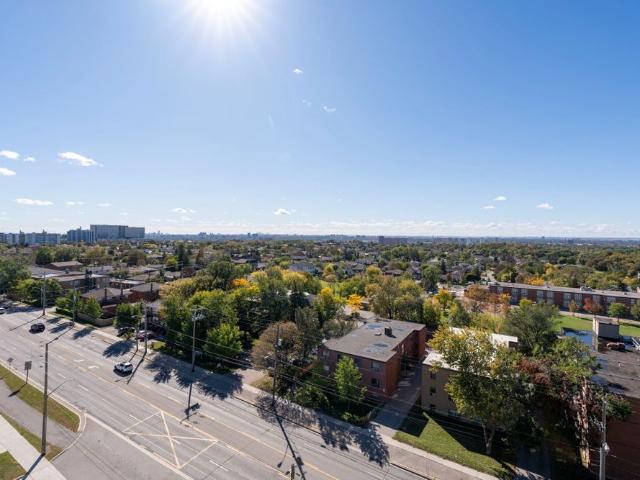 Apartment for rent in York Centre, Toronto