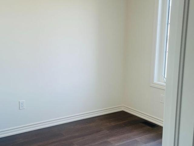 Townhouse for rent in Huttonville, Brampton