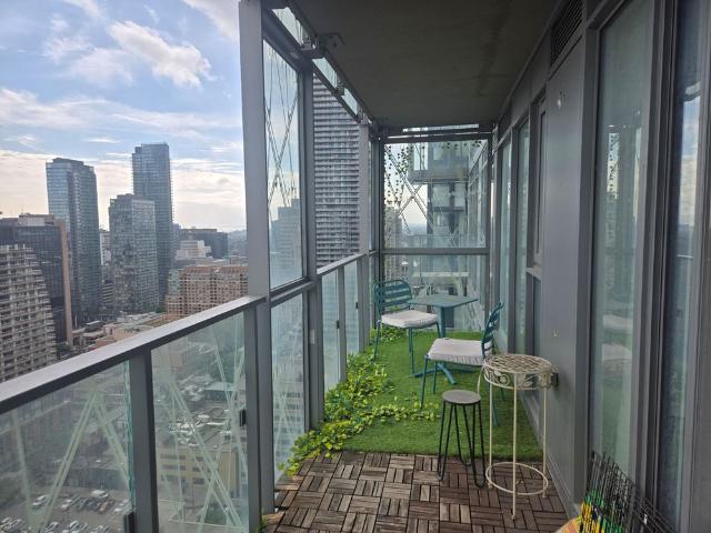 Apartment for rent in Toronto Centre, Toronto