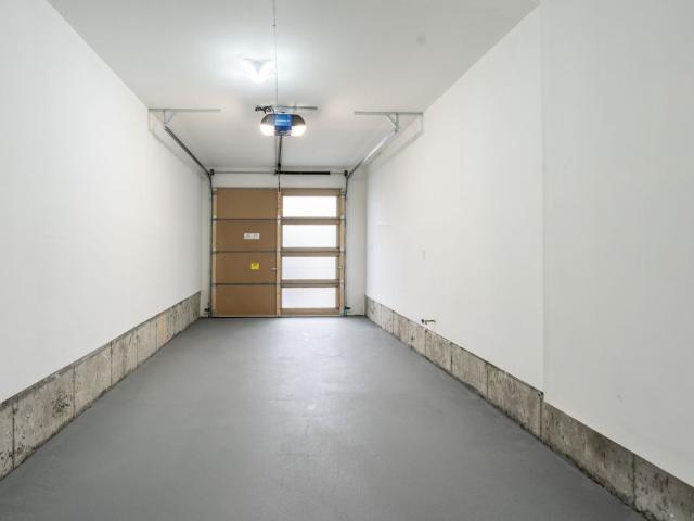 Townhouse for rent in Newmarket, Golden Horseshoe