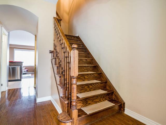Townhouse for rent in Oakville, Golden Horseshoe