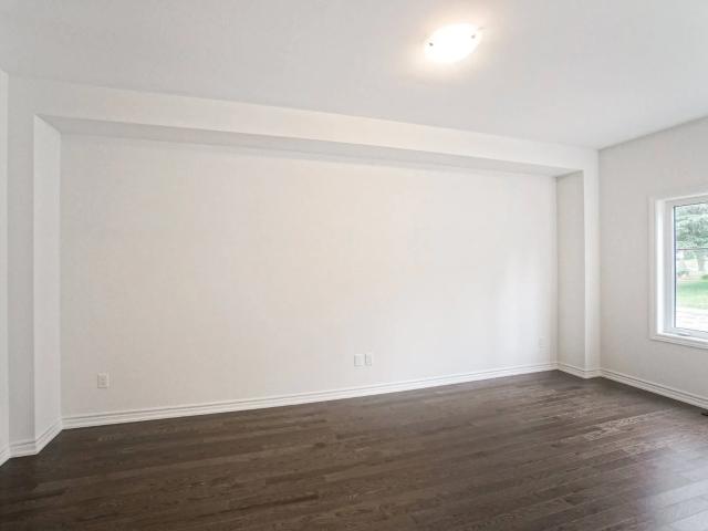 Townhouse for rent in Duff's Corners, Hamilton