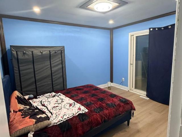 House for rent in Memorial Village, Ajax