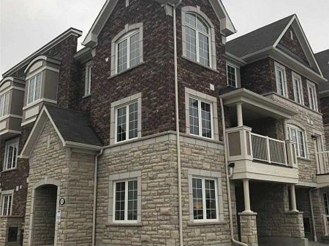 Townhouse for rent in Durham, Ontario