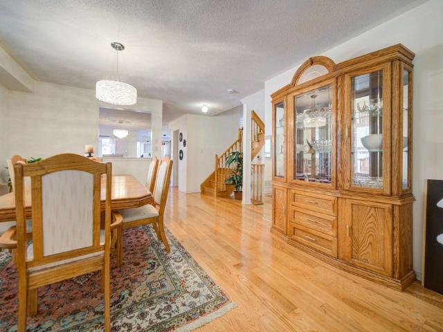 House for rent in Richmond Hill, Golden Horseshoe