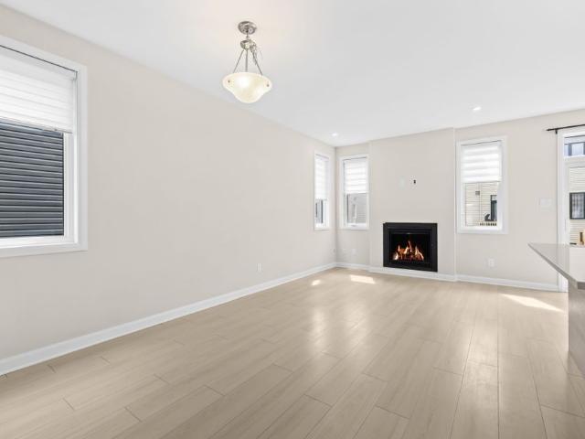 Townhouse for rent in Mulhurst Bay, Ontario
