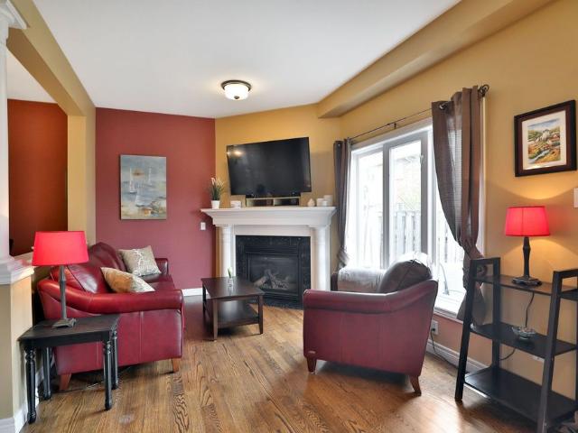 Townhouse for rent in Burlington, Ontario
