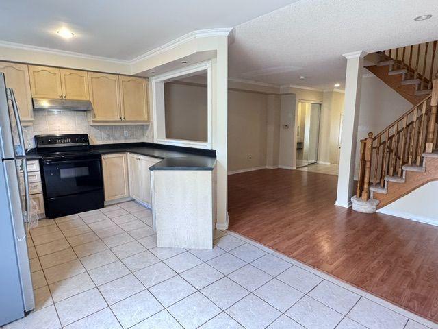 Apartment for rent in Central Erin Mills, Mississauga