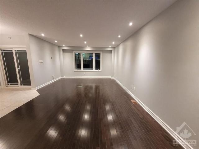 Townhouse for rent in Mulhurst Bay, Ontario