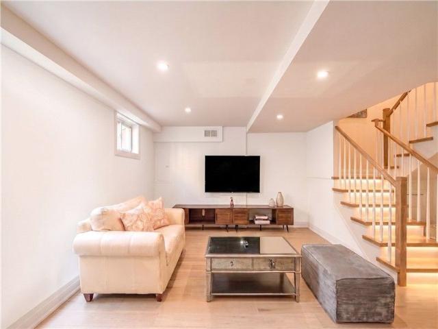 House for rent in Golden Horseshoe, Ontario