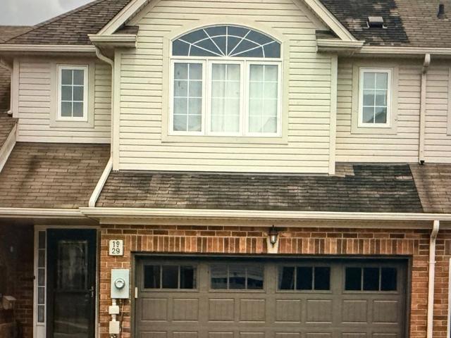 Townhouse for rent in Uxbridge, Golden Horseshoe