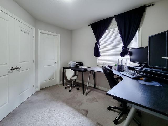 Townhouse for rent in Ancaster, Ontario