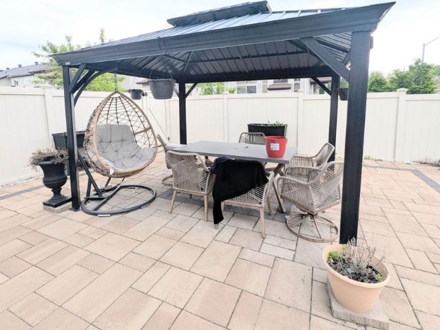 Townhouse for rent in Mulhurst Bay, Ontario