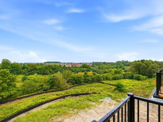 Townhouse for rent in Whitby, Golden Horseshoe