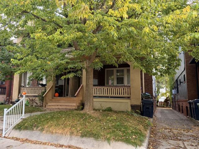 House for rent in Beaches—East York, Toronto