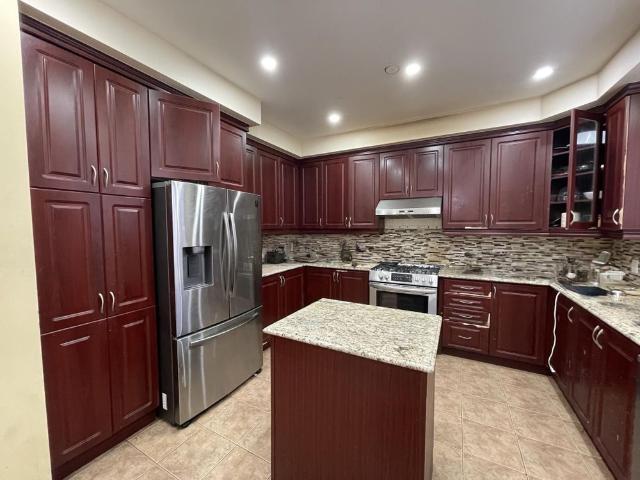 House for rent in Georgina, Ontario