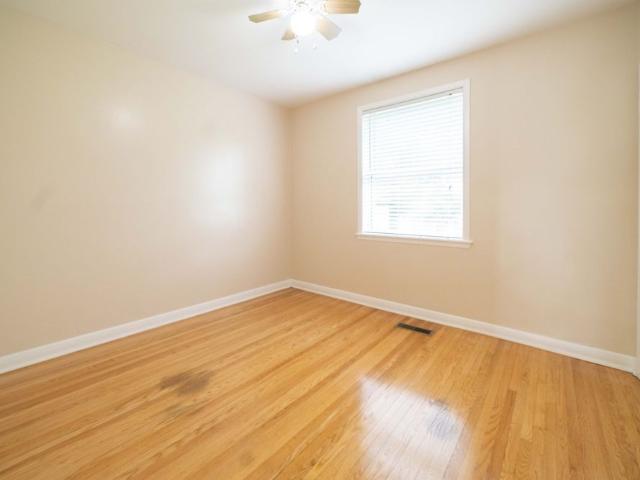 House for rent in Oakville, Golden Horseshoe