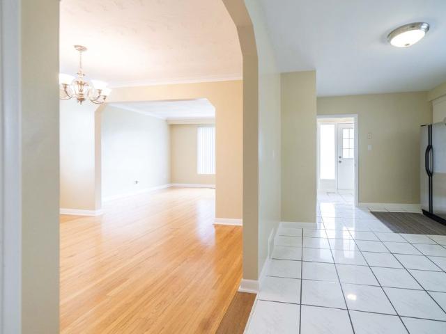 House for rent in Oakville, Golden Horseshoe