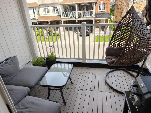 Townhouse for rent in Ancaster, Ontario
