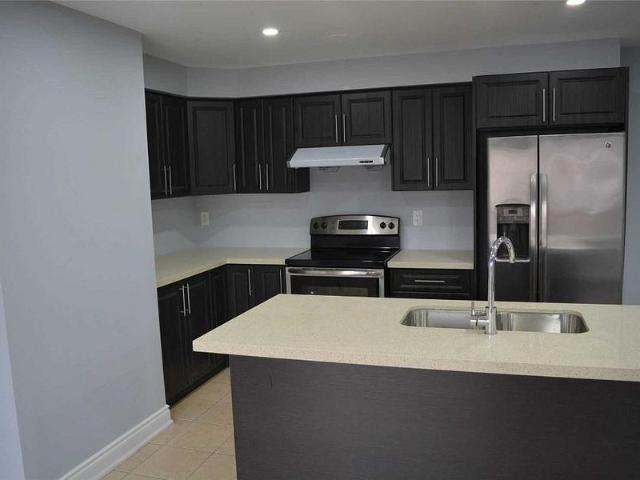 Townhouse for rent in Mount Pleasant, Brampton