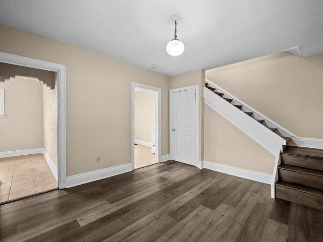 Apartment for rent in Ancaster, Ontario