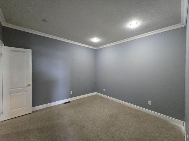 Apartment for rent in Durham, Ontario