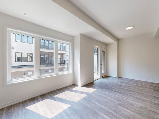 Townhouse for rent in Headford, Richmond Hill