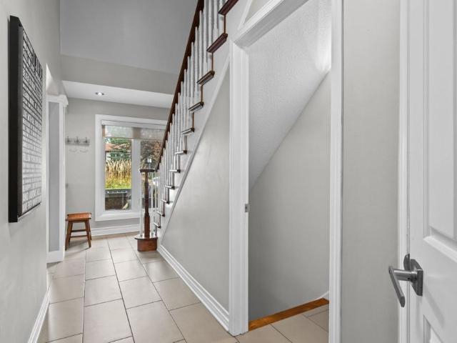 House for rent in Viscount Alexander Park, Ottawa