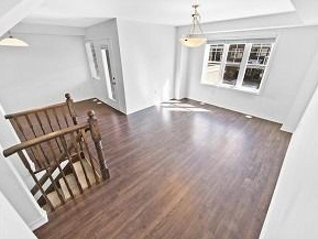 Townhouse for rent in Milton, Golden Horseshoe