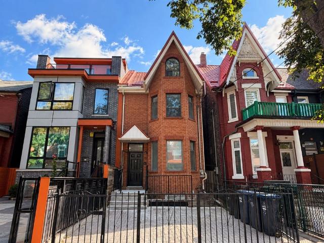 House for rent in Spadina—Fort York, Toronto