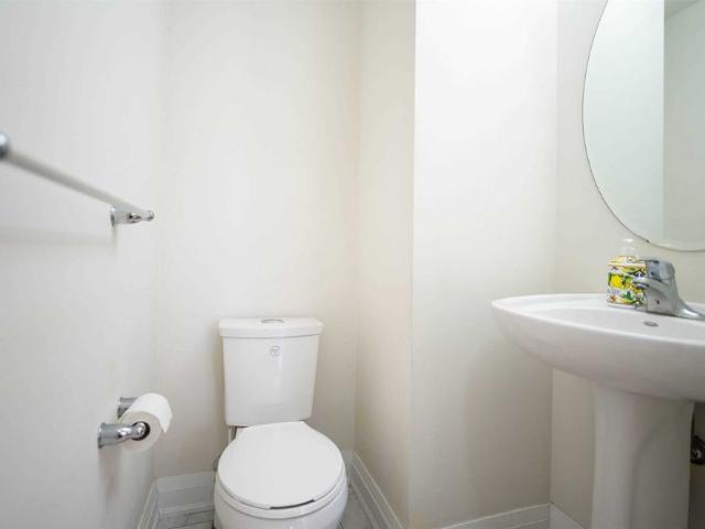 Townhouse for rent in Toronto Centre, Toronto