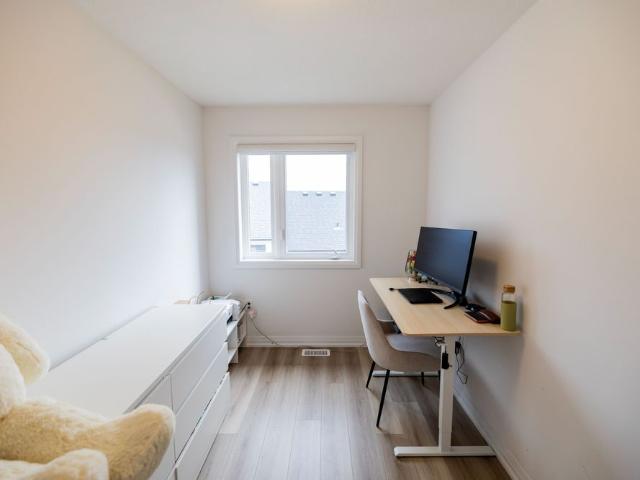 Townhouse for rent in County Of Brant, Ontario