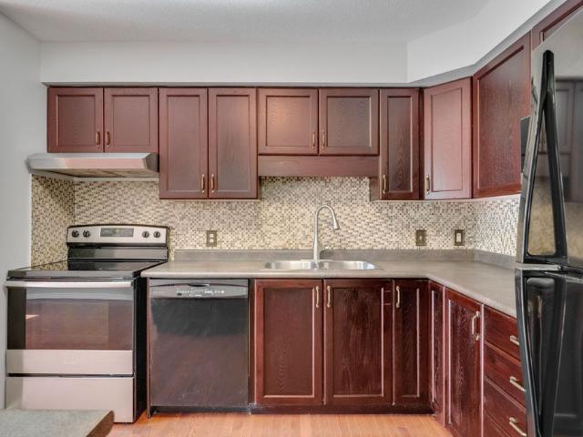 Townhouse for rent in Waterloo, Southwestern Ontario