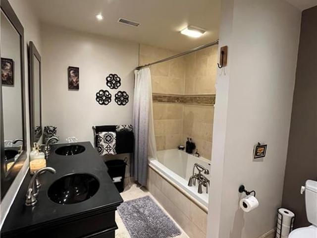 Apartment for rent in Ancaster, Ontario