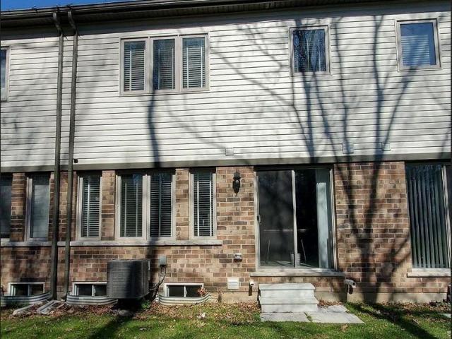 Townhouse for rent in Cambridge, Southwestern Ontario