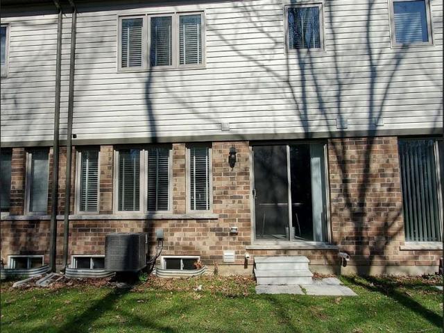 Townhouse for rent in Cambridge, Ontario