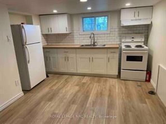 House for rent in Niagara Falls, Golden Horseshoe